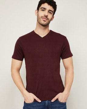 solid v-neck t-shirt