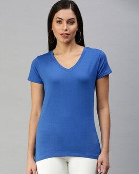 solid v-neck t-shirt