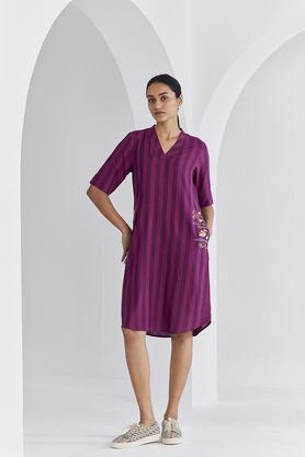 solid v-neck viscose women's knee length dress - wine