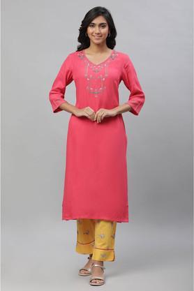 solid viscose v-neck women's kurta - red