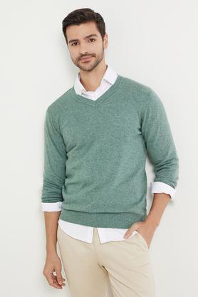 solid wool v-neck men's sweater - emerald