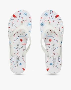 space print thong-strap flip-flops