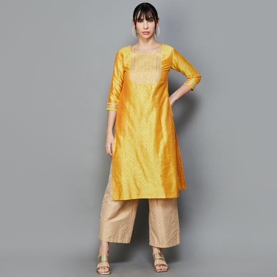 span women embellished straight kurta