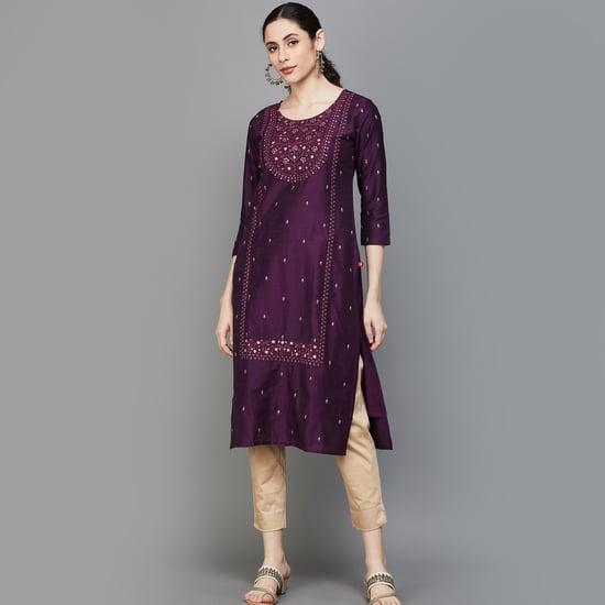 span women embellished straight kurta