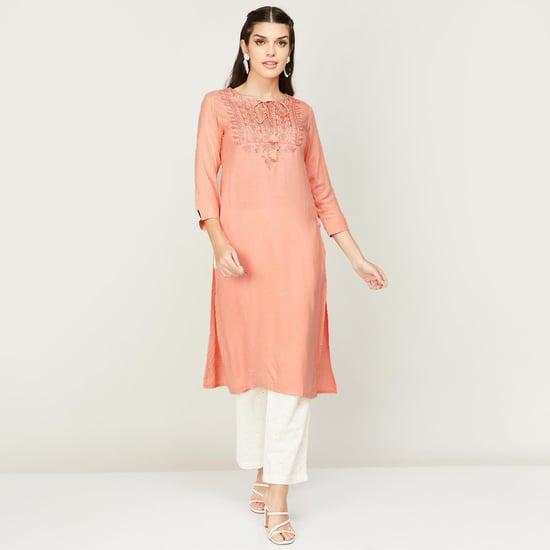 span women embroidered tie-up neck straight kurta