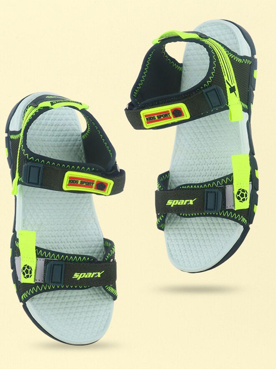 sparx boys floater textured sports sandals with velcro closure