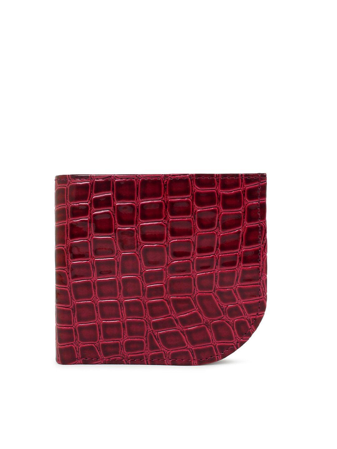 spice art women red textured two fold wallet