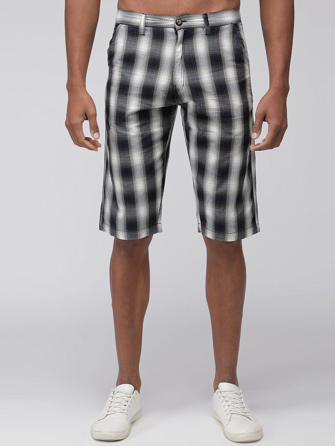 sporto men charcoal checked outdoor with technology shorts