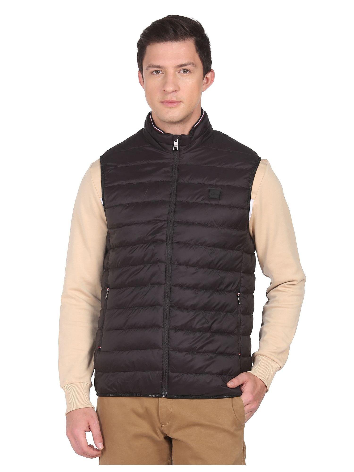 sports men black high neck sleeveless packable puffer jacket