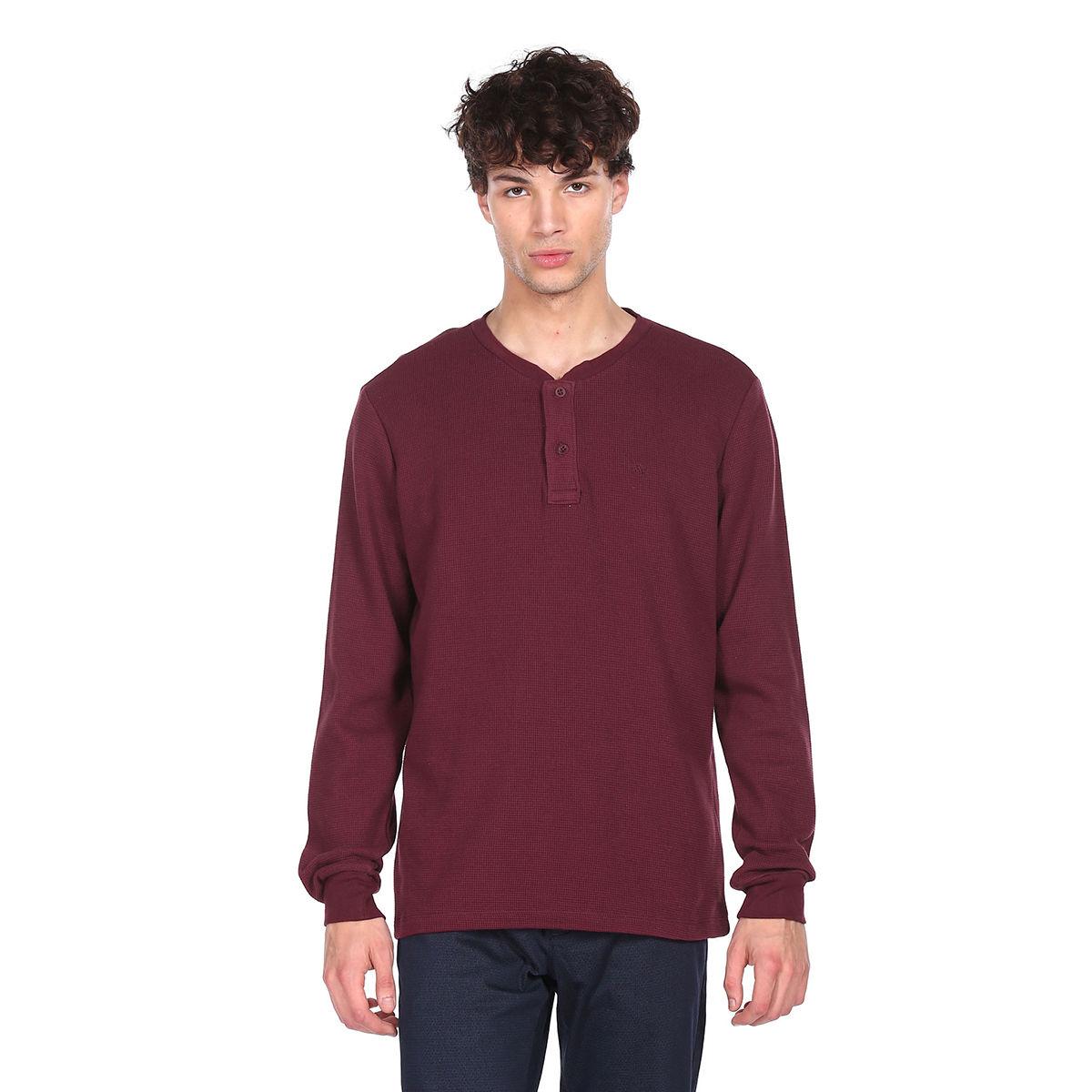 sports men burgundy textured full sleeve henley t-shirt