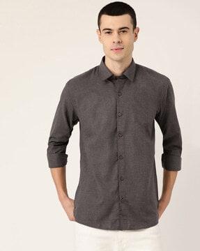 spread collar full sleeves shirt