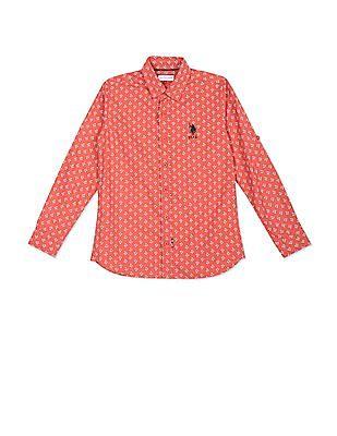 spread collar printed shirt