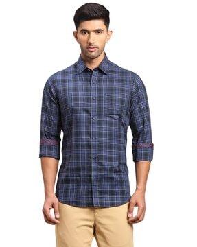 spread collar regular fit shirt