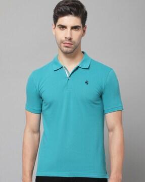 spread-collar regular-fit t-shirt