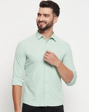 spread-collar shirt with full sleeves