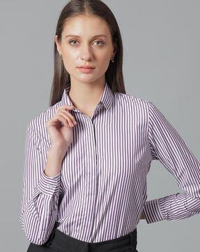 spread collar shirt with full sleeves