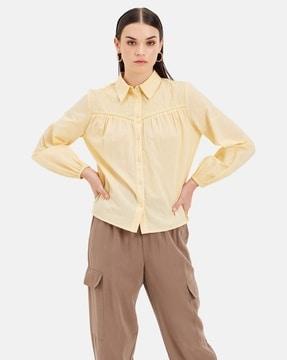 spread-collar shirt with full sleeves