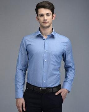 spread collar shirt with full sleeves