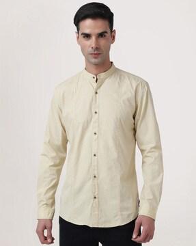 spread collar shirt with full sleeves