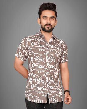 spread collar shirt with short sleeves