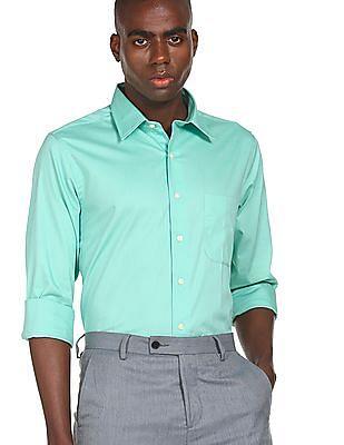 spread collar solid formal shirt