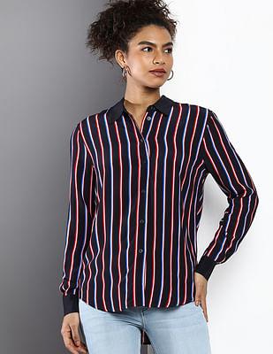 spread collar vertical stripe shirt