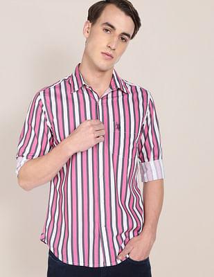 spread collar vertical striped casual shirt