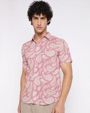 spread collared paisley print shirt