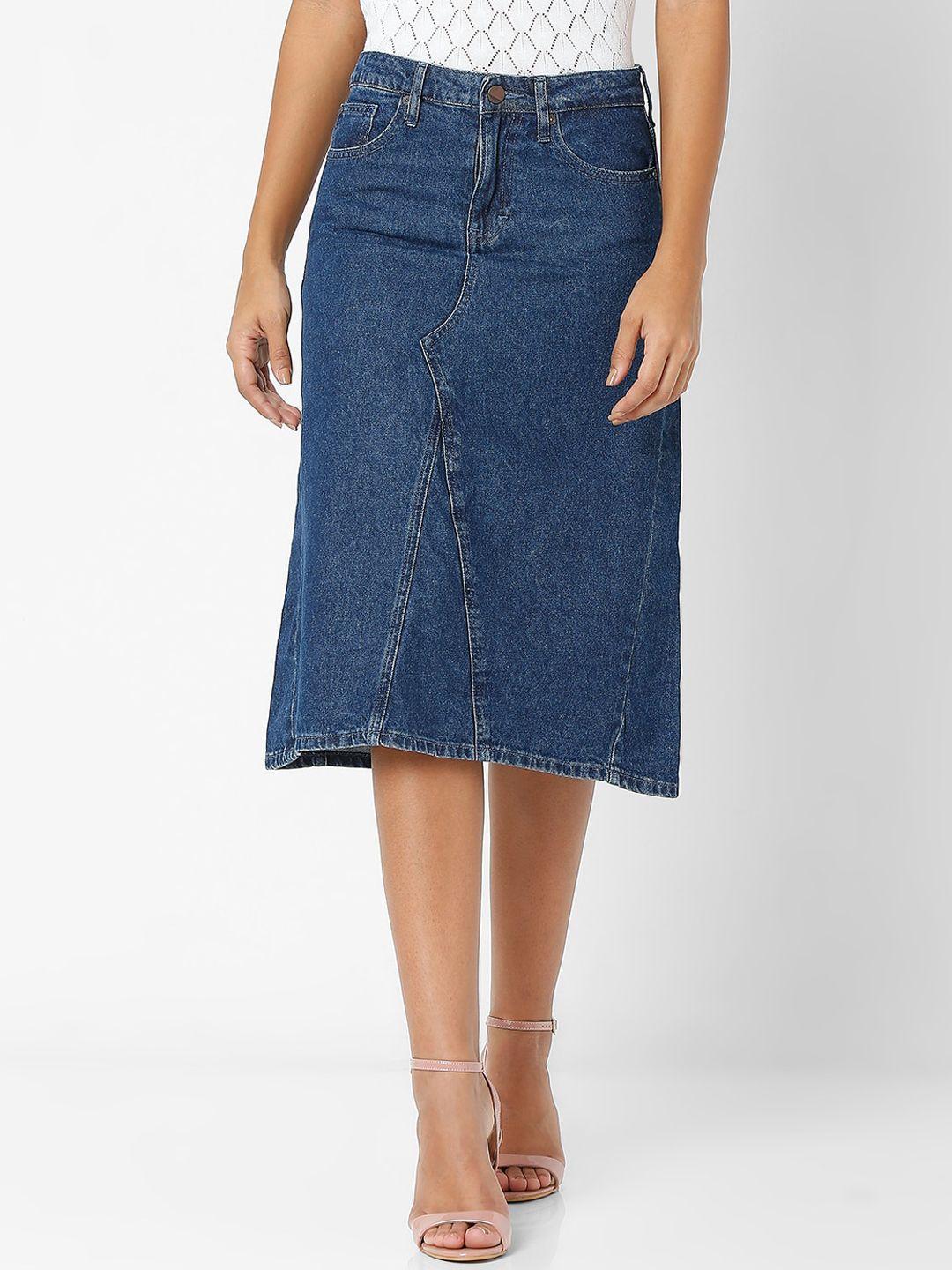 spykar women blue solid slim-fit straight knee-length denim skirt