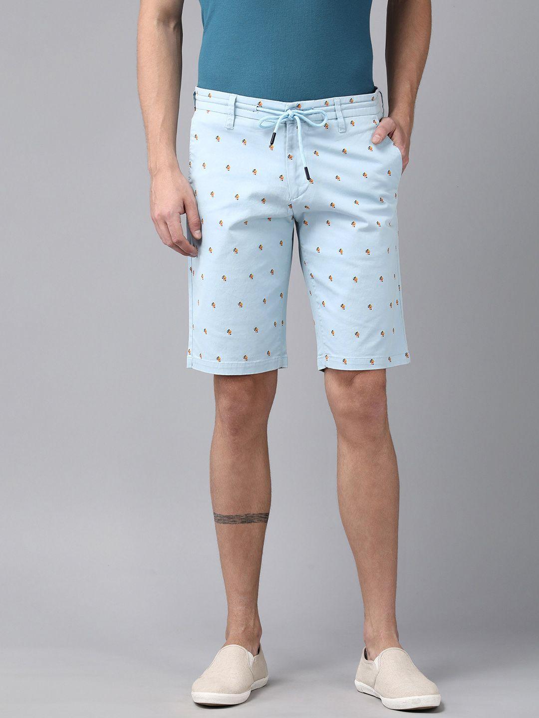spykar men sky blue conversational printed slim fit regular shorts