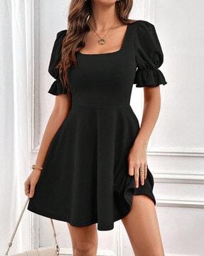 square-neck bodycon dress with puff sleeves