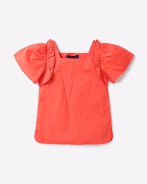 square-neck top with ruffle trims