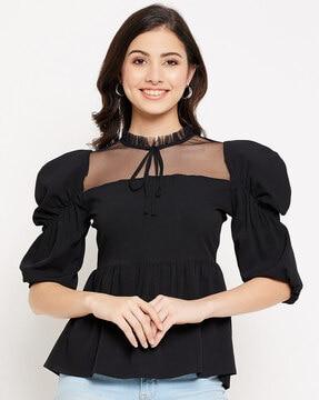 square-neck top with puff sleeves