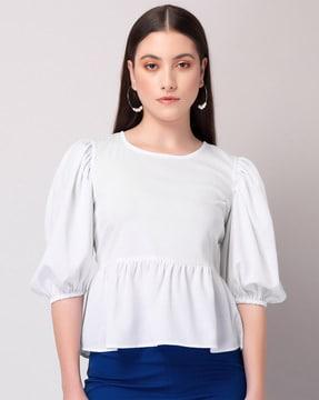 square-neck top with puffed sleeves