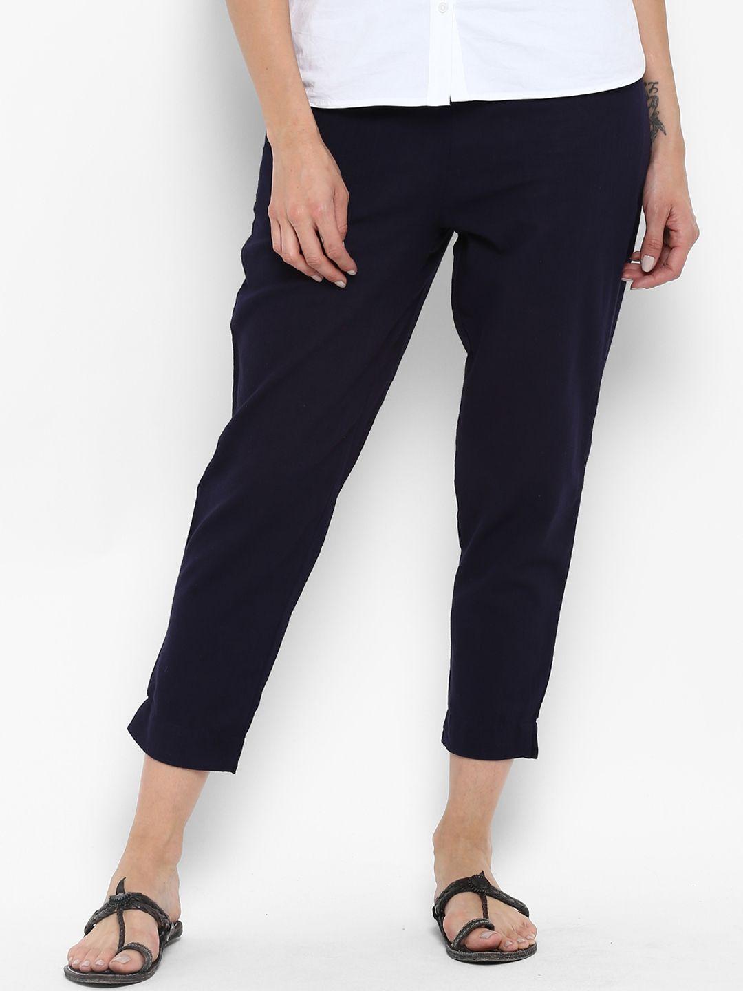 sringam women navy blue solid cropped trousers