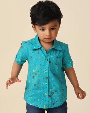 stars print shirt with patch pocket