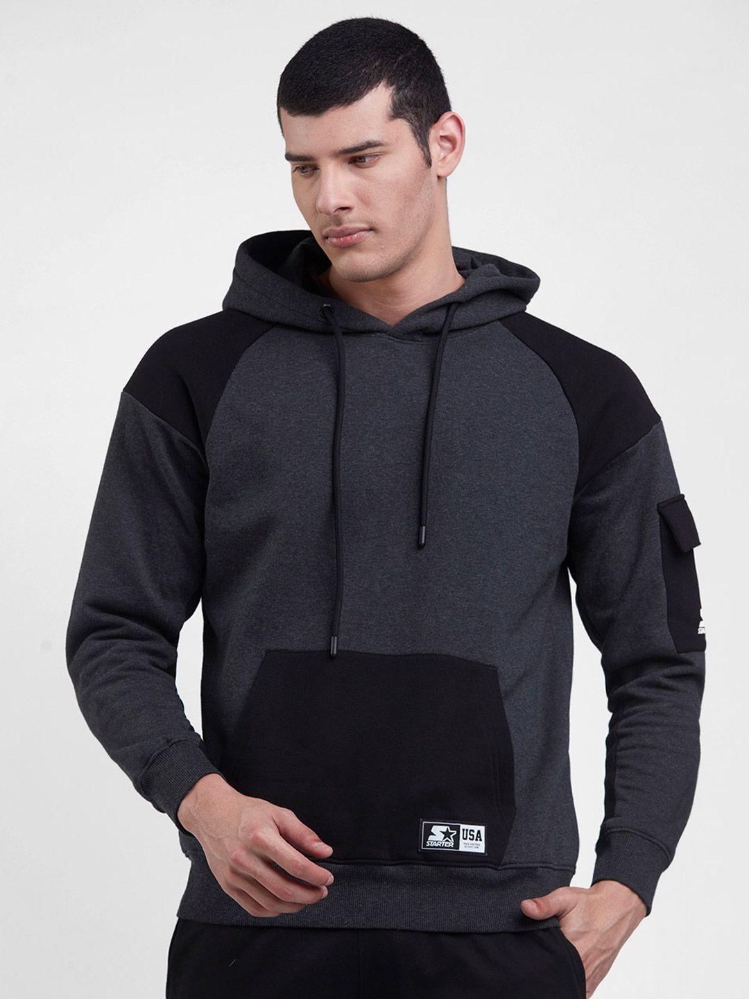 starter men black cotton colourblocked hooded sweatshirt