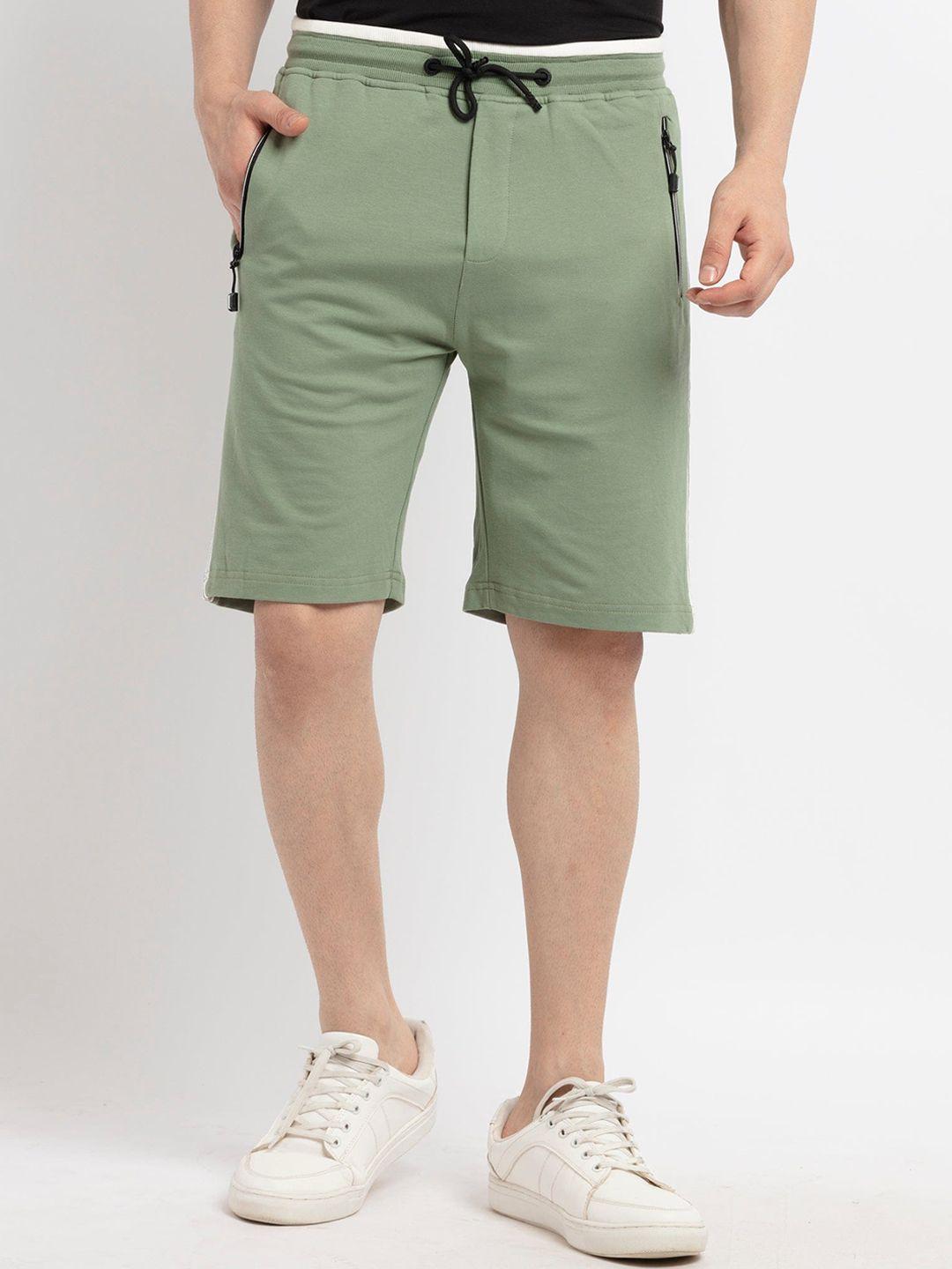 status quo men green solid mid rise regular shorts