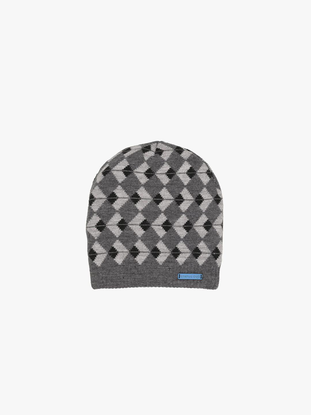 status quo men grey & black printed acrylic beanie