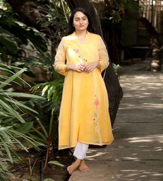 stitched poetry parwaaz kurti