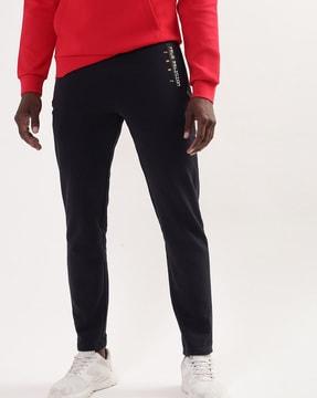 straight sweat pants with insert pockets