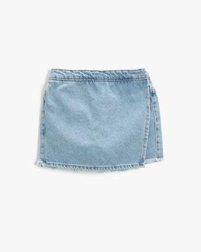 straight denim skorts with patch pockets