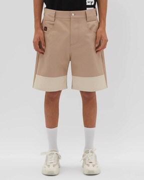 straight fit colorblock shorts with insert pockets