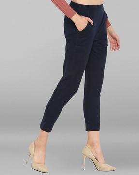 straight fit pants with insert pockets