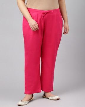 straight fit pants with inserted pocket