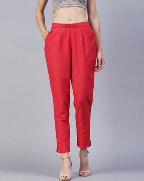 straight fit pants with inserted pockets
