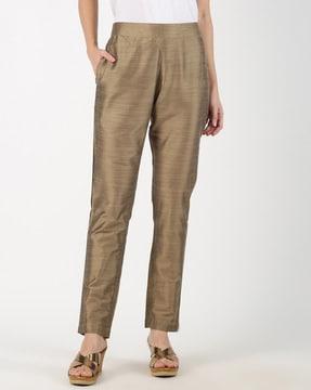 straight fit trousers with insert pockets