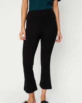 straight fit trousers with mid rise waist