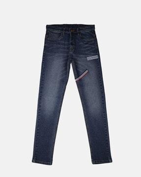 straight jeans with whisker effect