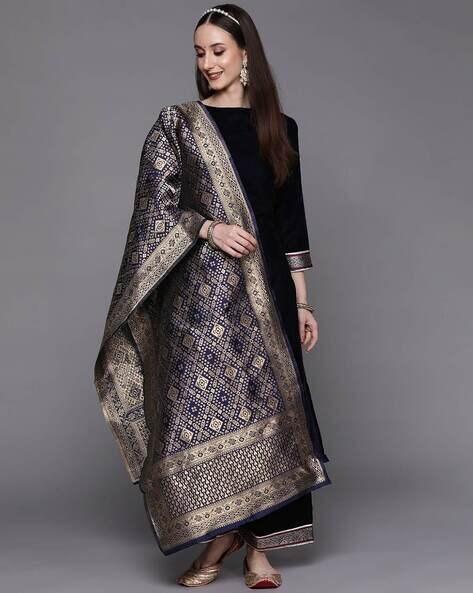 straight kurta set with zari woven dupatta